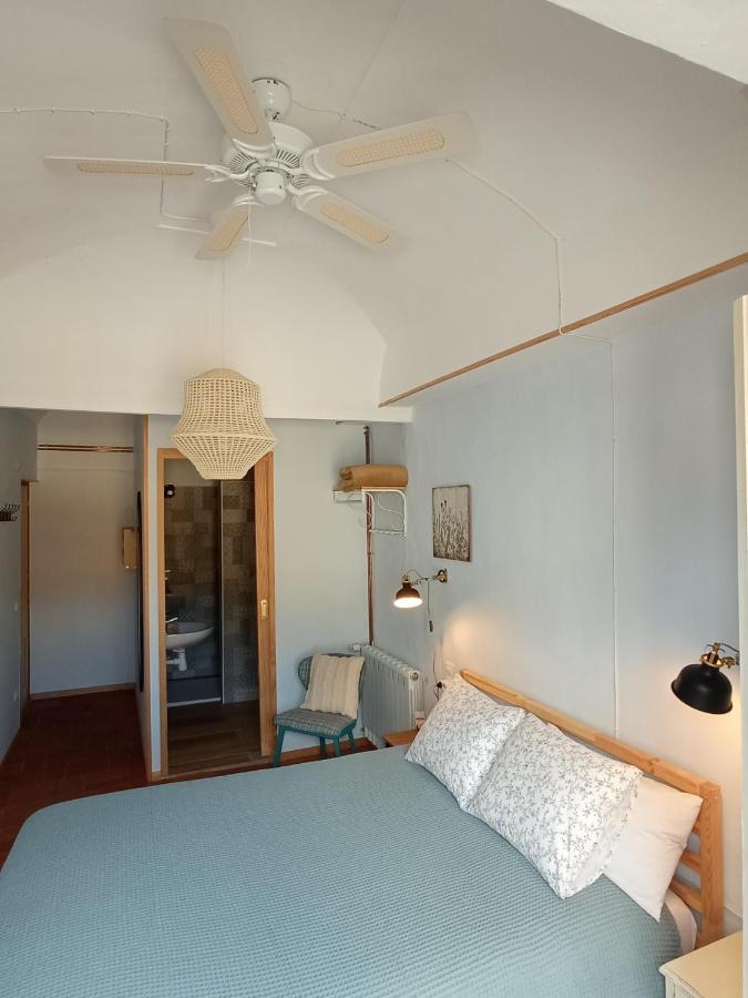Argelaguer Les Magranes Bed & Breakfast المظهر الخارجي الصورة